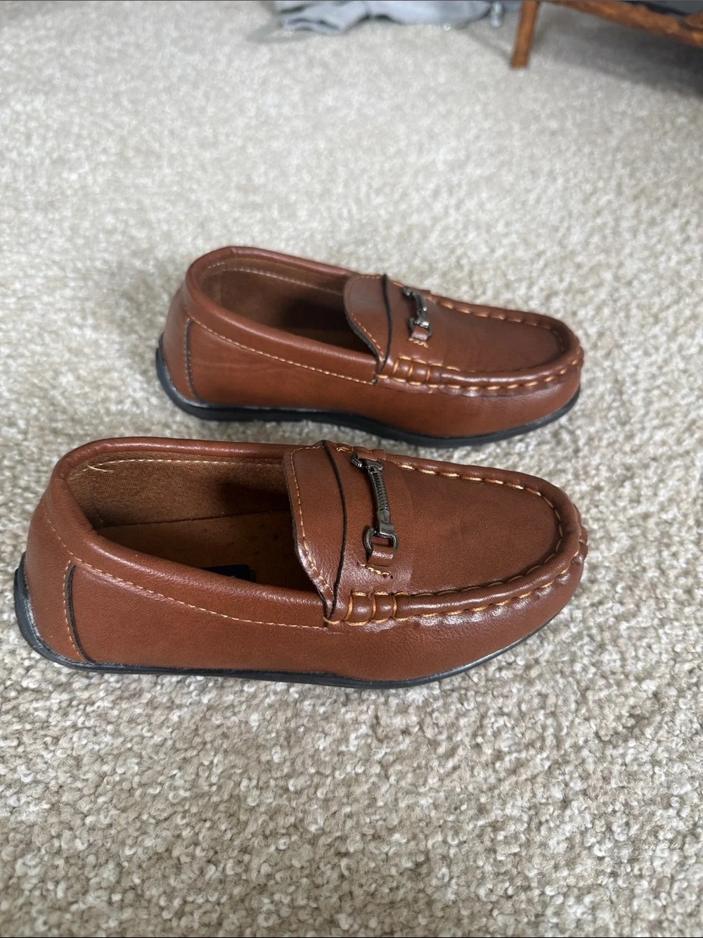 French Connection boys size 11 little kids Chestnut Brown Leather Loafers